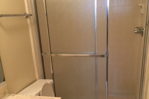 Masterbath - 901 N Cedar St