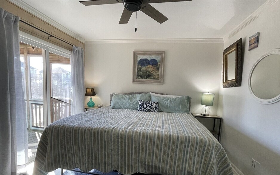 Building Photo - 54066 Marlin Dr