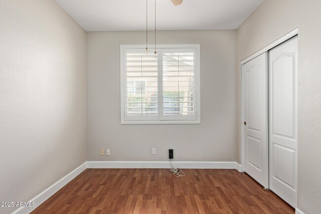 Building Photo - 9366 E Celtic Dr
