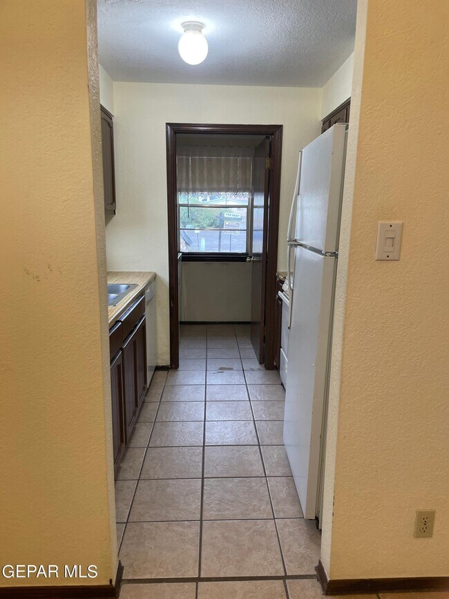 Building Photo - 1504 Monte Sanders Ln