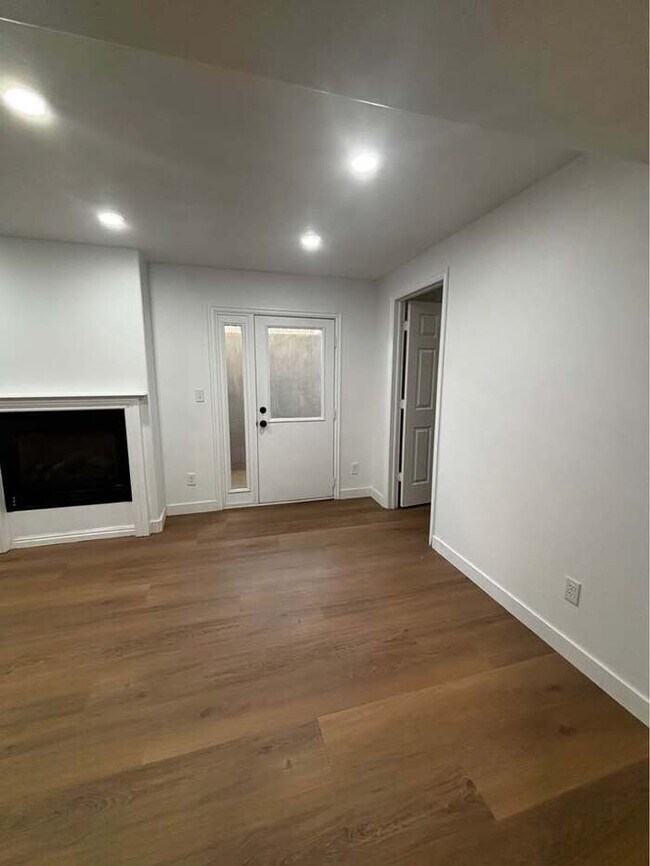 Building Photo - Great basement rental in Eagle Mountain
