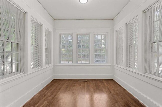 Building Photo - 360 Ponce De Leon Ave NE