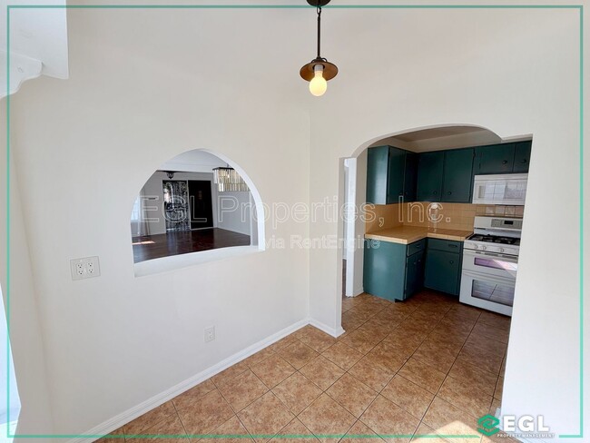 Building Photo - 6426 2nd Ave