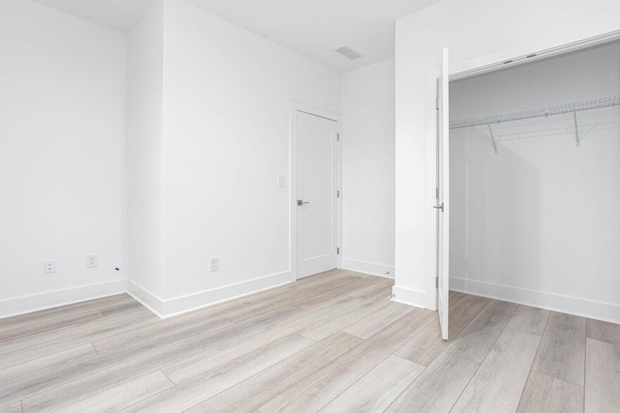 Building Photo - 517 Motivation Cir NW