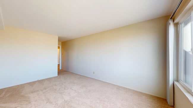 Building Photo - 59 Lupine Ave