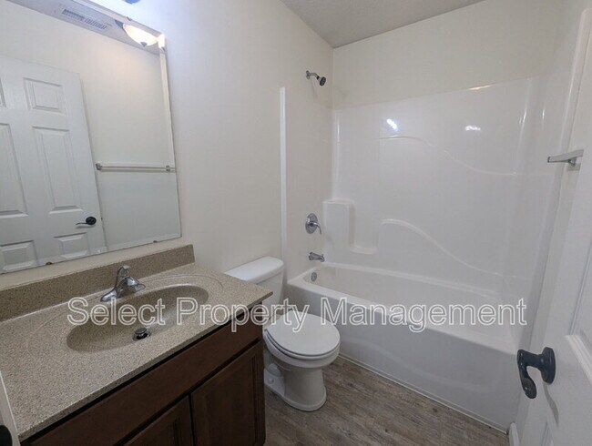 Building Photo - 2118 Blue Spring Run