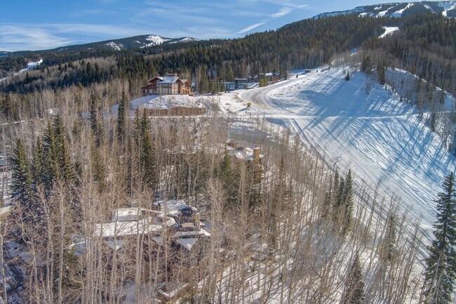 Building Photo - 1777 Wood Rd