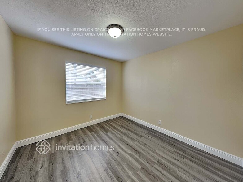 Building Photo - 4582 Carthage Cir N