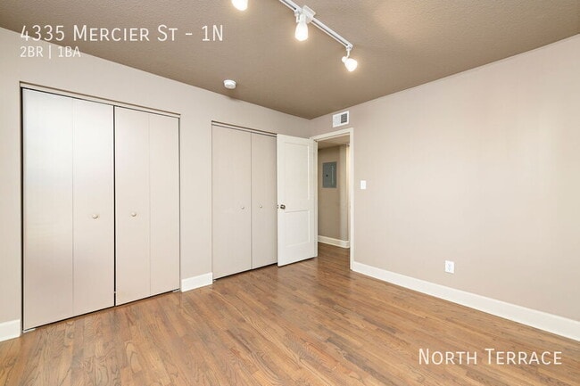 Building Photo - 4335 Mercier St