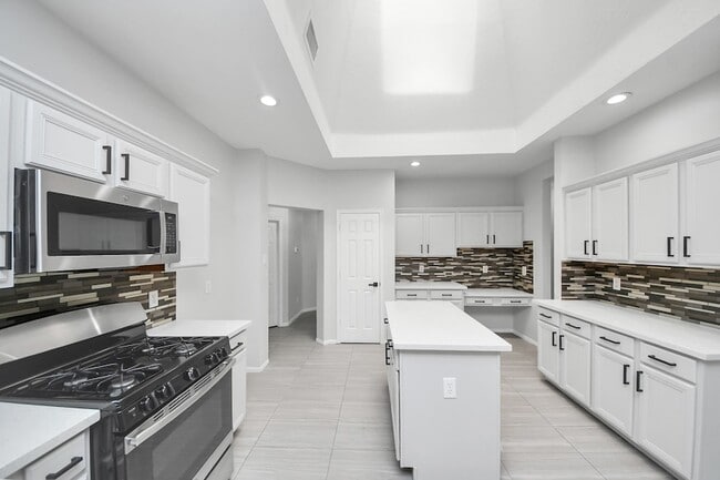 Building Photo - 8322 Adler Lake Dr