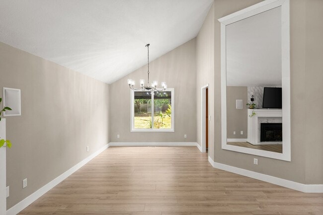 Building Photo - West Beaverton, 3 Bedroom, 2.5 Bath on Large Lot