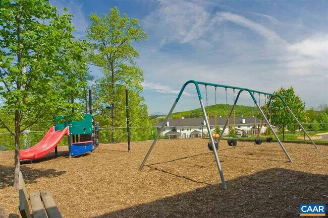 Building Photo - 1752 Sugar Maple Ct