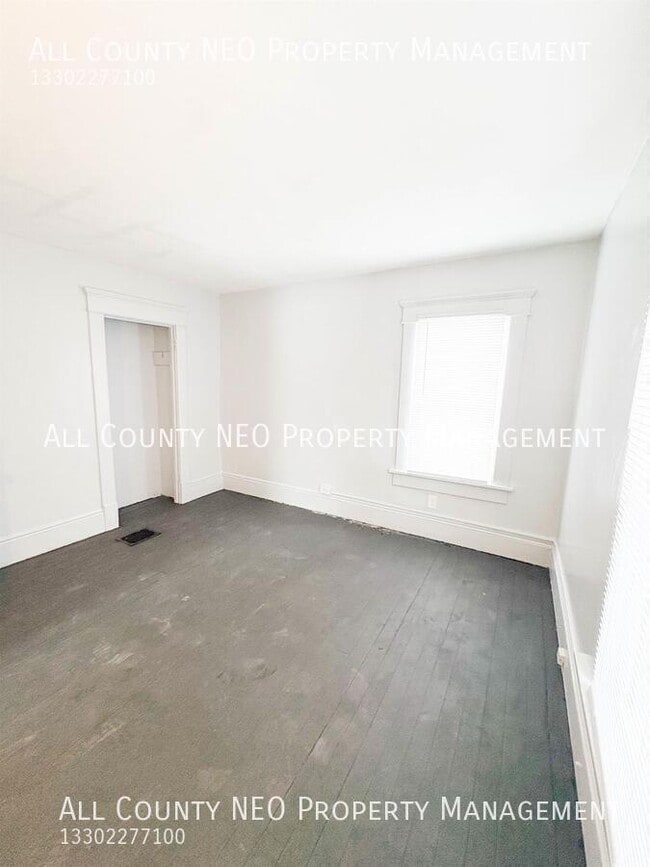 Building Photo - 911 Fulton Rd NW