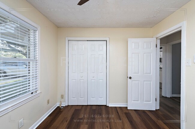 Building Photo - Newly Renovated 3 Bed 1.5 Bath Home in Mobile