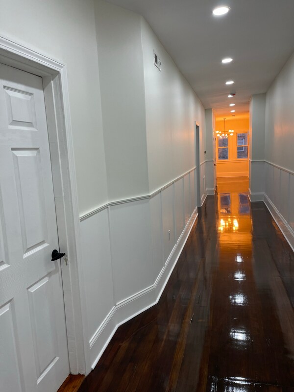 Building Photo - 31 Crawford St