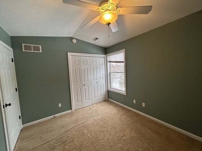 Building Photo - 1020 Katra Ln