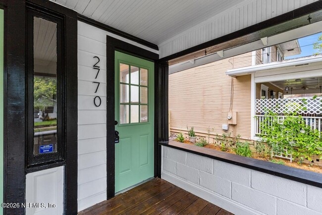 Building Photo - 2770 College St