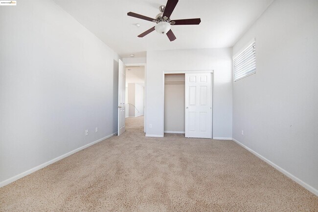 Building Photo - 2765 St Andrews Dr