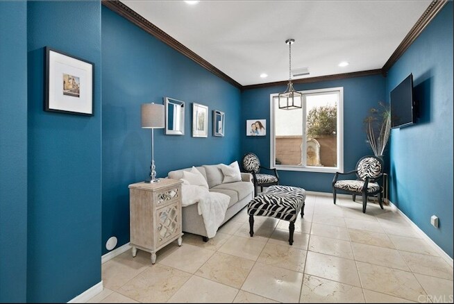 Building Photo - 7435 Paloma Dr