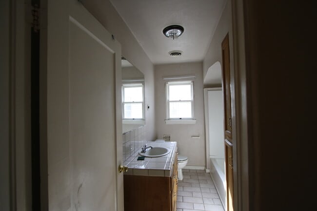 Building Photo - 4508 E Illinois Ave