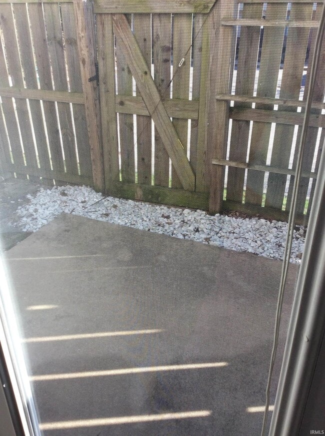 Building Photo - 795 E Sherwood Hills Dr