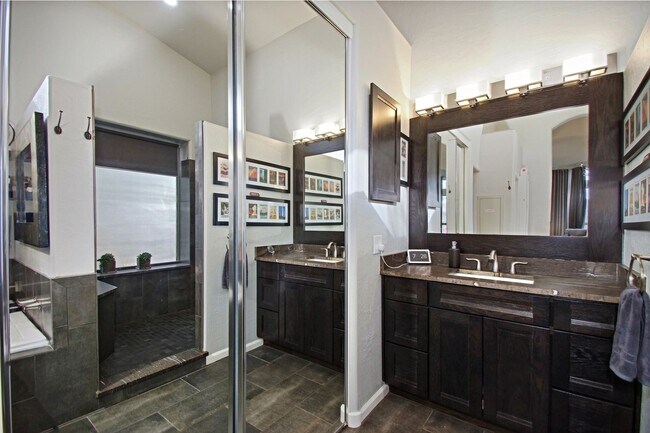 Building Photo - 29641 N 67th St