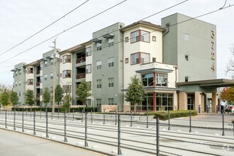 Building Photo - AveCDC Fulton Gardens