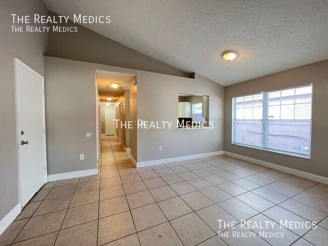 Building Photo - 1143 Fremont Park Ave