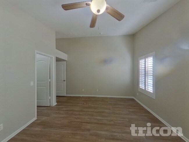 Building Photo - 42396 Colby Dr