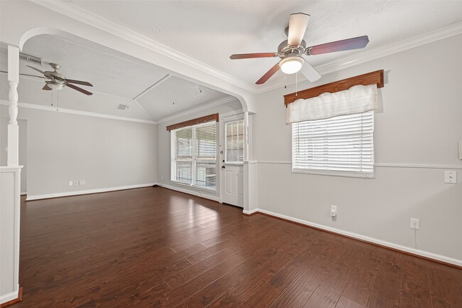 Building Photo - 10006 Towne Tower Ln