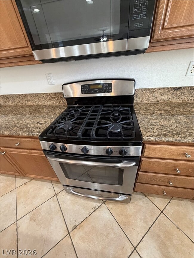 Building Photo - 9433 Highview Rock Ct