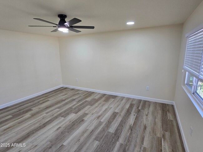 Building Photo - 10838 W Thunderbird Blvd