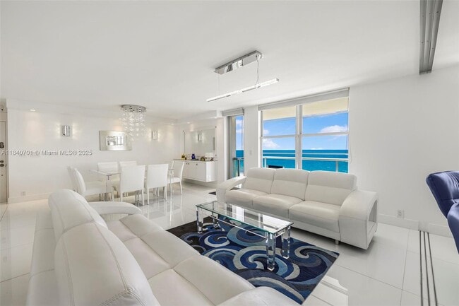 Building Photo - 9511 Collins Ave