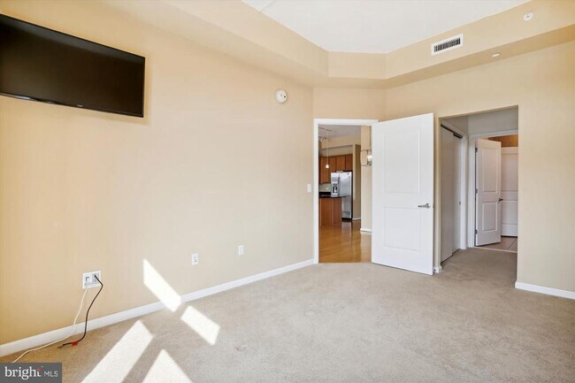 Building Photo - 2720 S Arlington Mill Dr