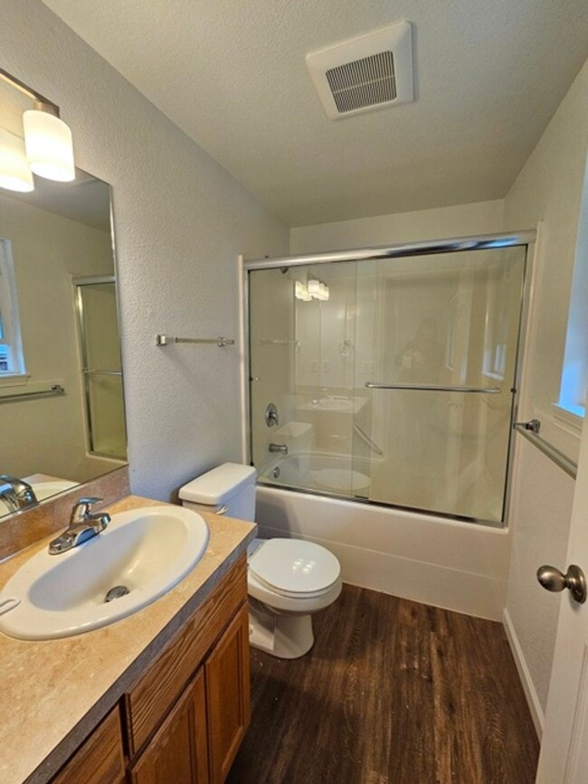 Building Photo - 3Bd/2Ba Single Story Home-Available to view beginning 4/27/2026!
