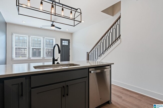 Building Photo - 1712 MEERSTONE Ln