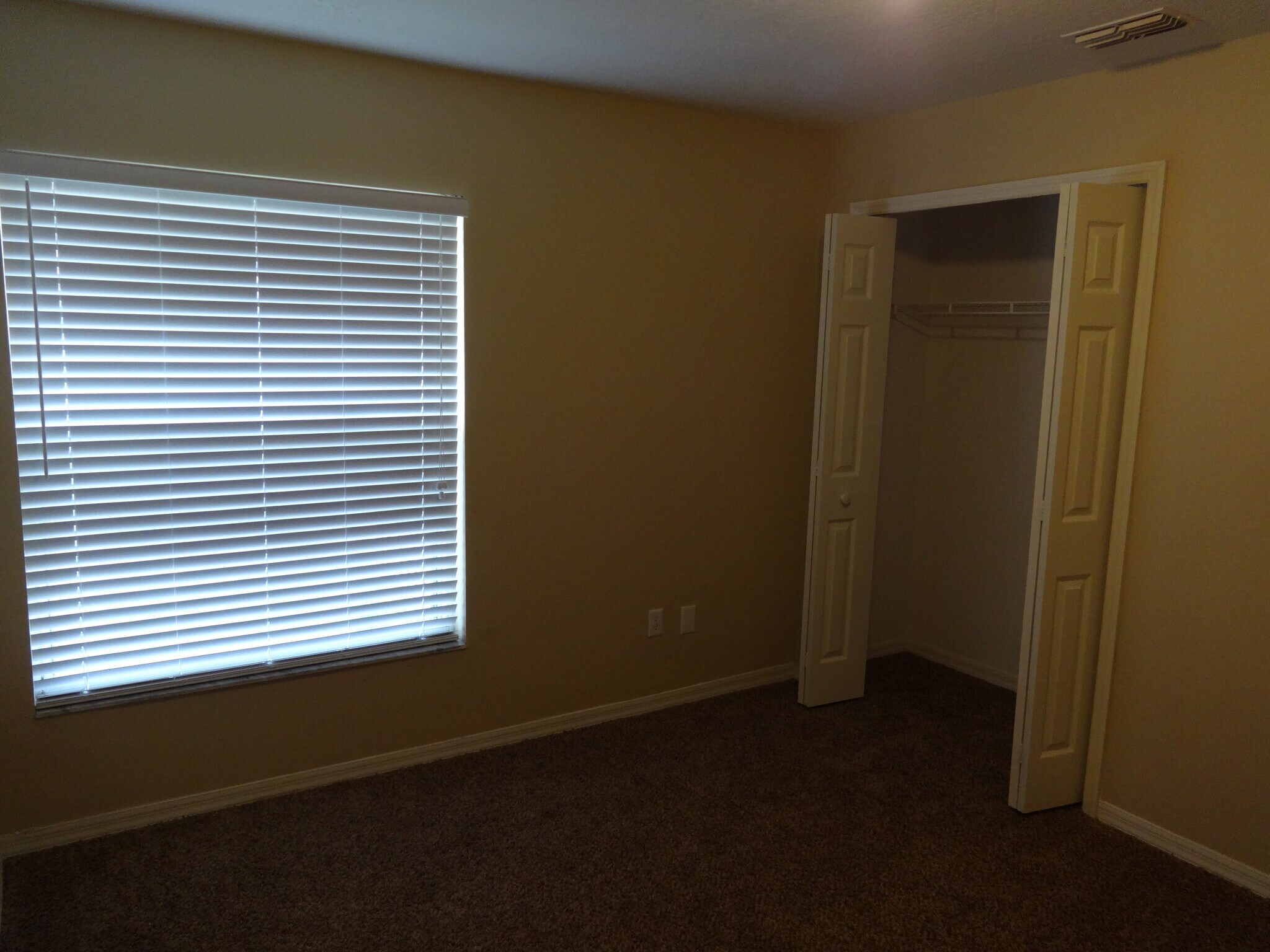 Building Photo - 1242 Dunbridge St