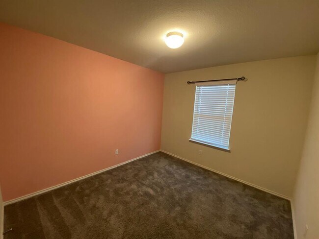 Building Photo - 97 Quarryman Dr