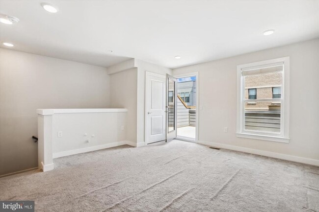Building Photo - 13340 Sherwood Park Ln