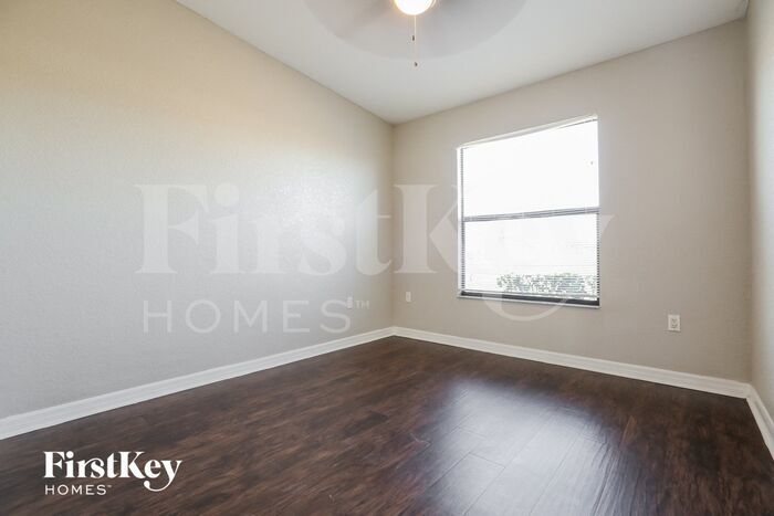 Building Photo - 21435 Gibralter Dr