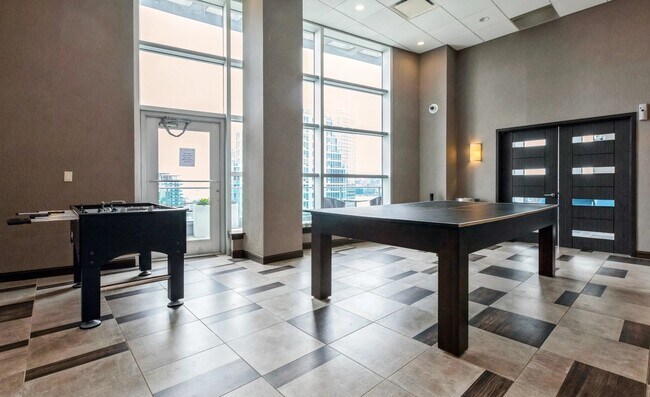 Building Photo - 20 Newport Pkwy