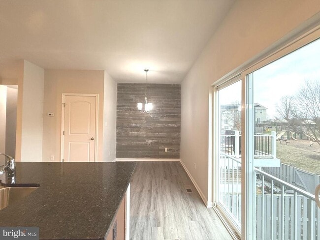 Building Photo - 189 Magellan Dr