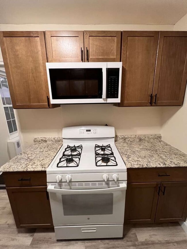 Building Photo - 271 Pennsylvania Ave