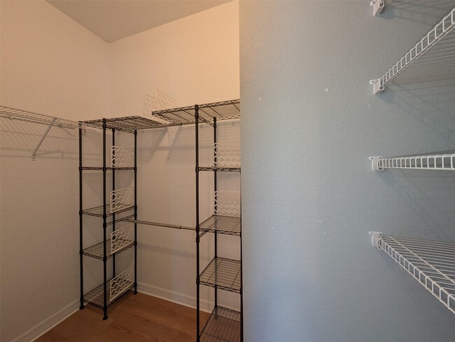 Building Photo - 2851 Prospect Rd