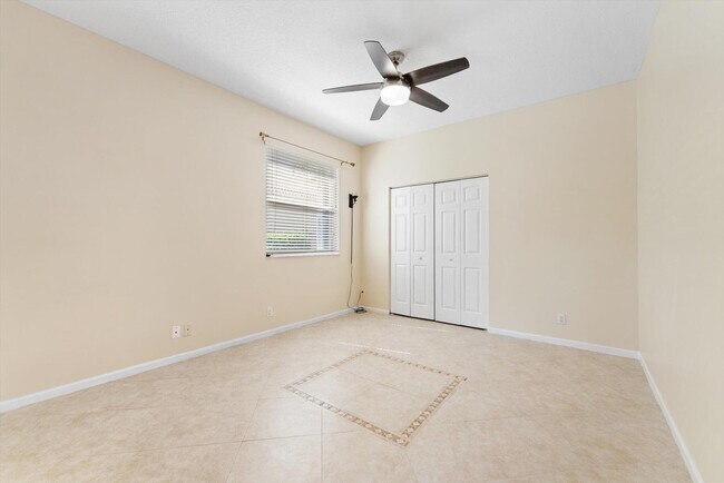 Building Photo - 12348 Clearfalls Dr