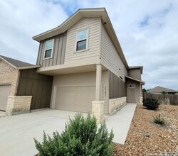 Building Photo - 2251 Avery Village