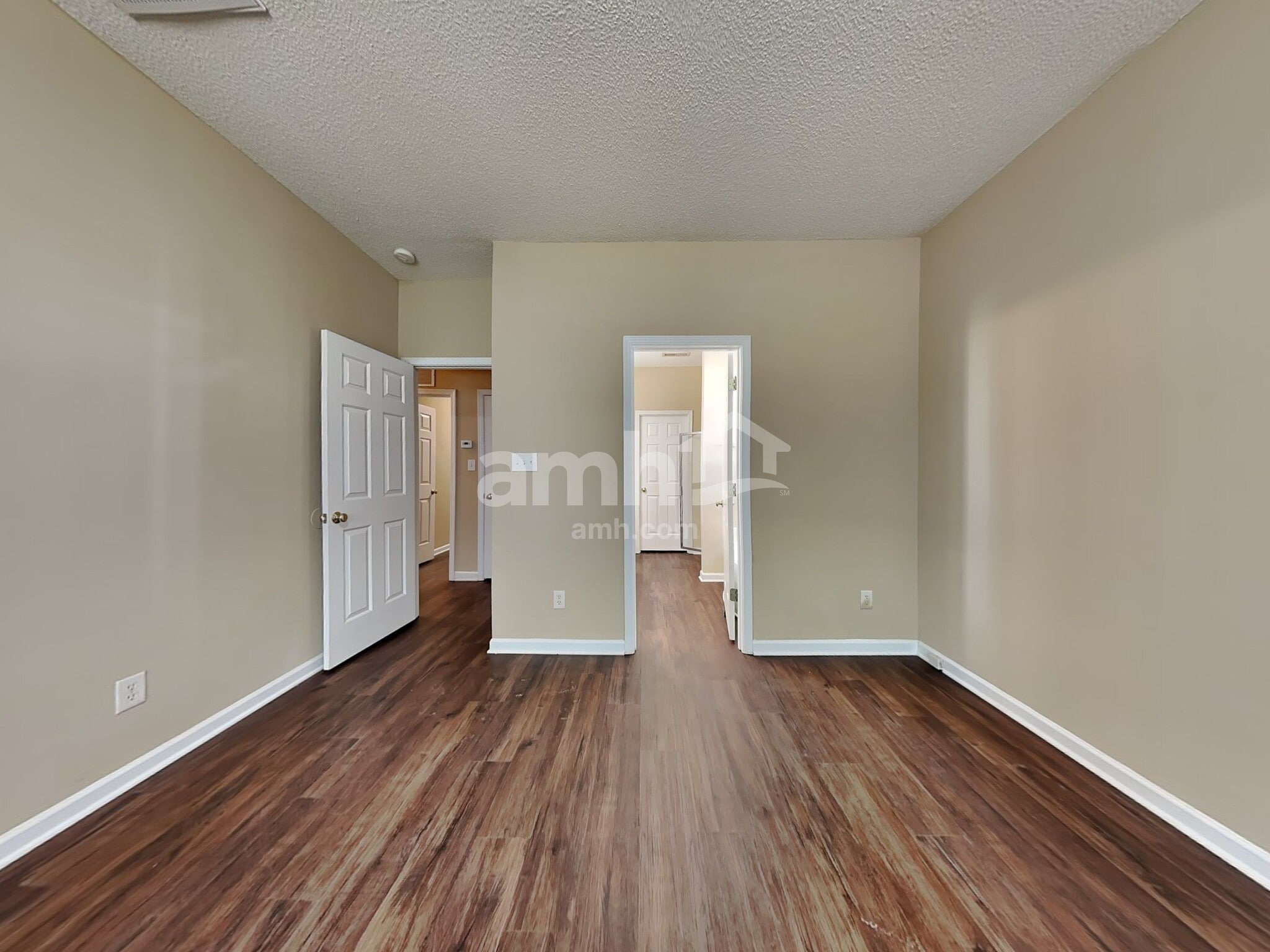 Building Photo - 6039 Willomere Cir