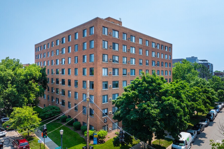 Primary Photo - Main Station Apartments