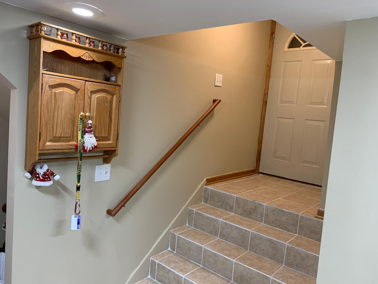 Private entrance to the apartment - 2235 Quebec Ave S