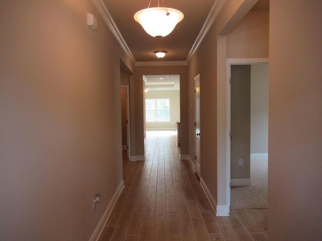 Building Photo - 196 Eagle Bay Ln